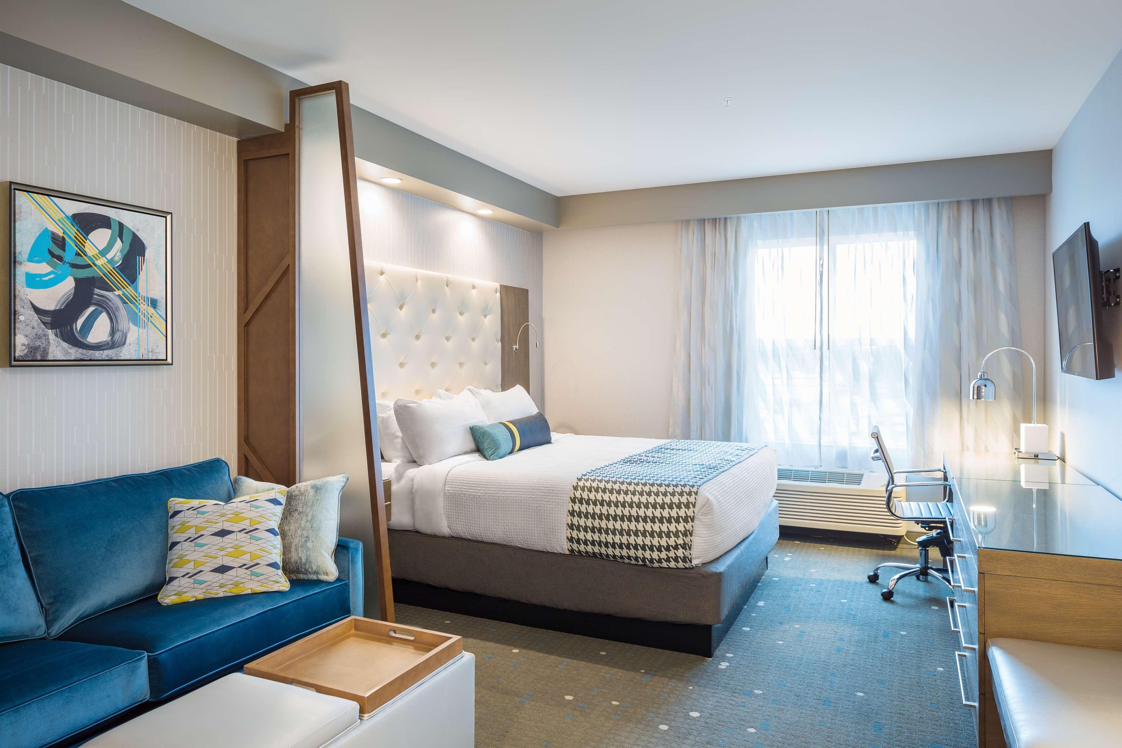 Best Western Premier Hotel at Fisher's Landing Vancouver Eksteriør billede