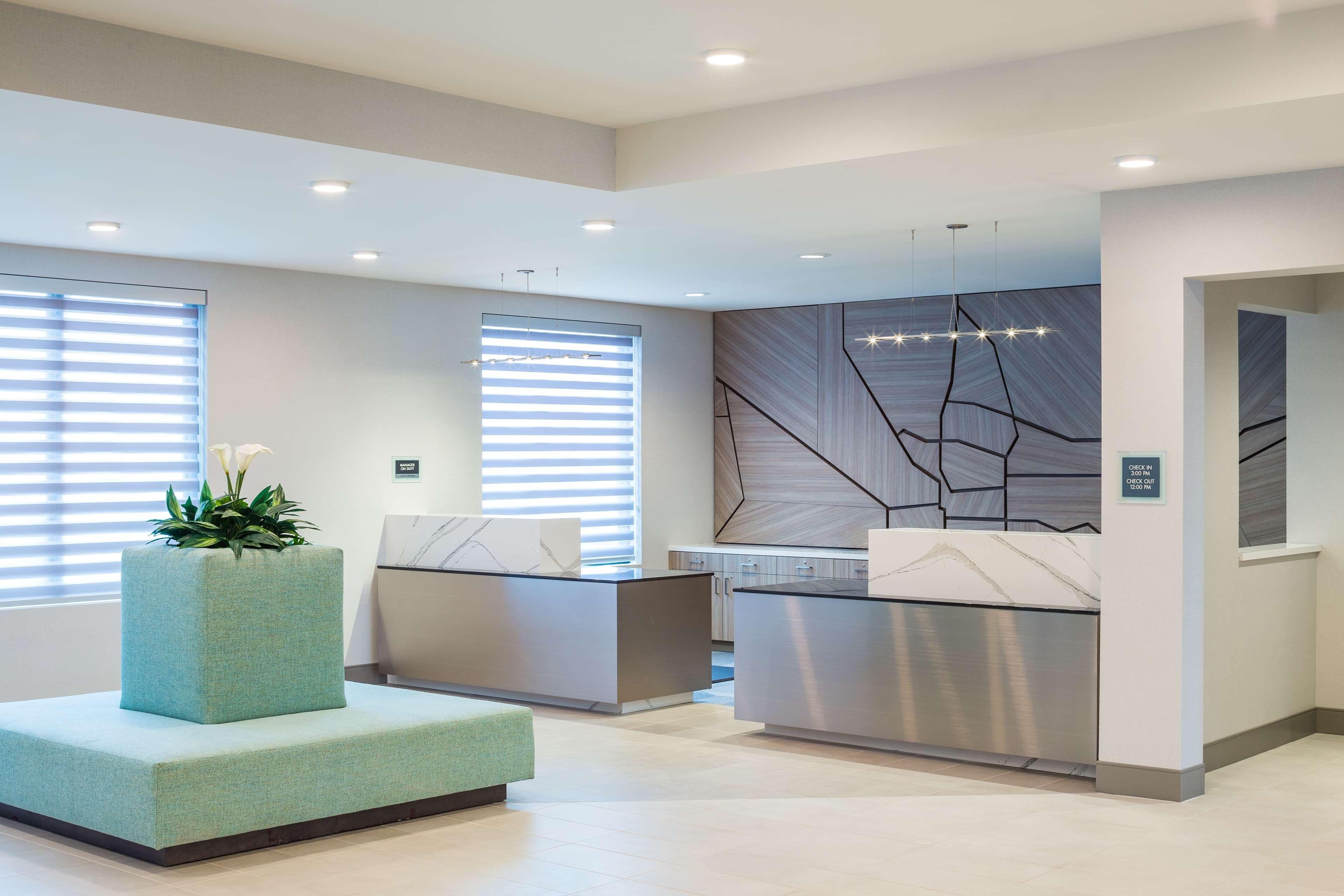 Best Western Premier Hotel at Fisher's Landing Vancouver Eksteriør billede