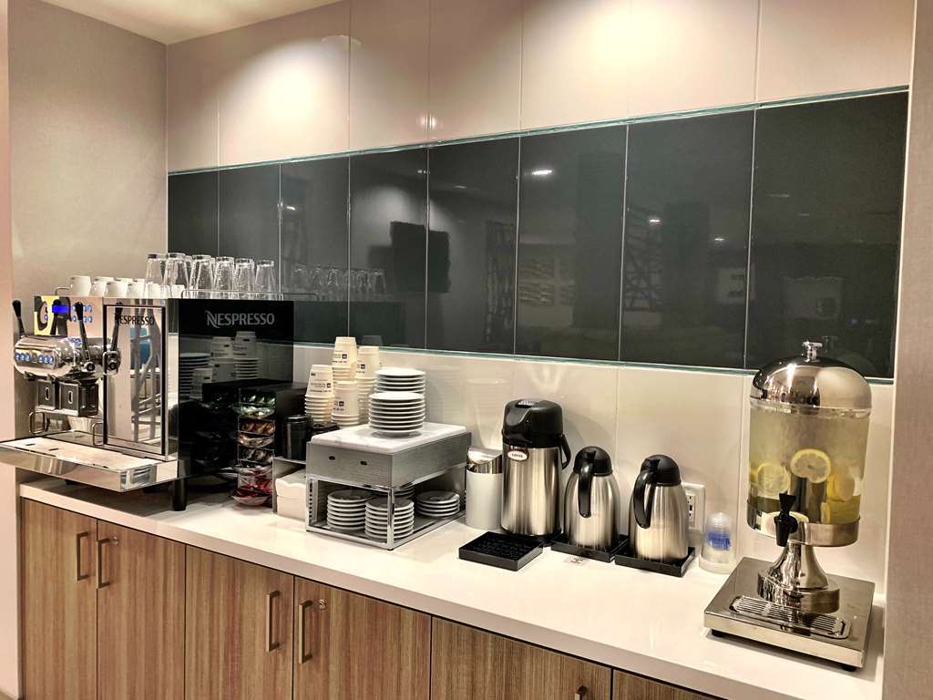 Best Western Premier Hotel at Fisher's Landing Vancouver Faciliteter billede