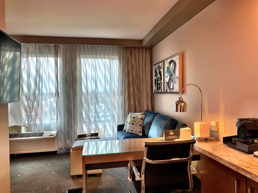 Best Western Premier Hotel at Fisher's Landing Vancouver Værelse billede